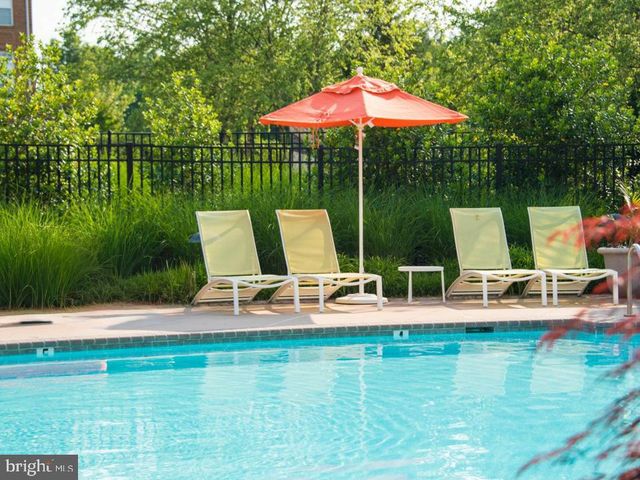 24662 KINGS CANYON SQ, Aldie, VA 20105