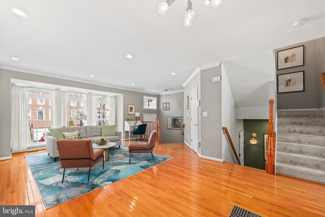 24662 KINGS CANYON SQ, Aldie, VA 20105