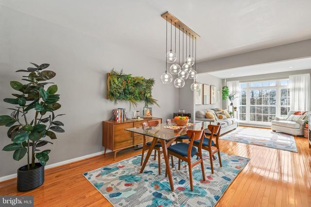 24662 KINGS CANYON SQ, Aldie, VA 20105