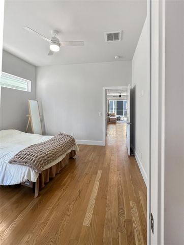 4702 Oats Street B, Houston, TX 77020