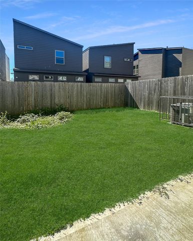 4702 Oats Street B, Houston, TX 77020