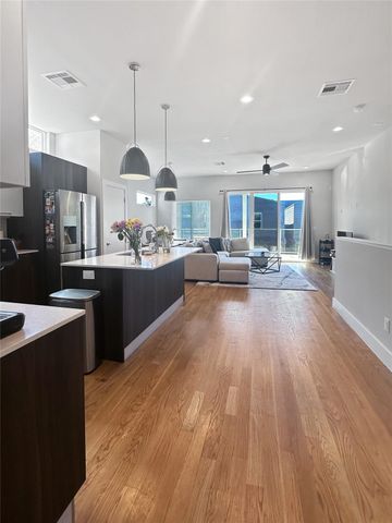 4702 Oats Street B, Houston, TX 77020