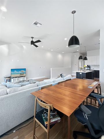 4702 Oats Street B, Houston, TX 77020