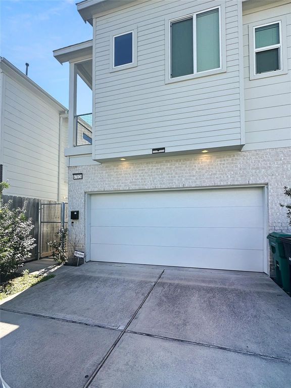 4702 Oats Street B, Houston, TX 77020