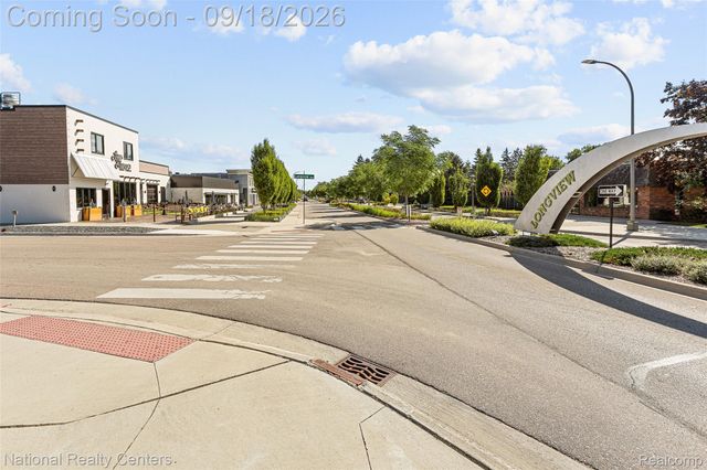2414 Harrison Avenue, Rochester Hills, MI 48307
