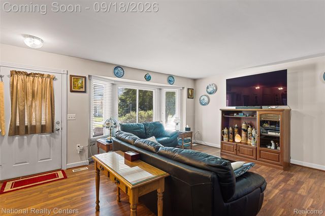 2414 Harrison Avenue, Rochester Hills, MI 48307