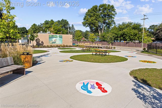 2414 Harrison Avenue, Rochester Hills, MI 48307