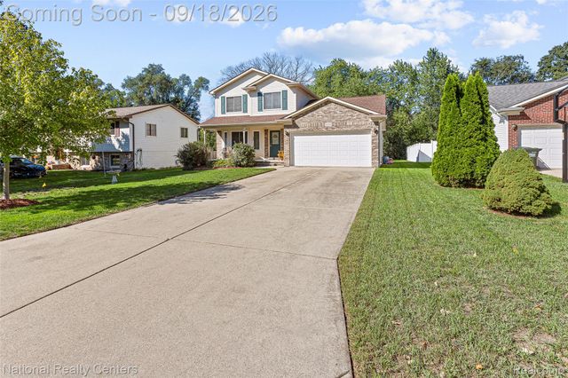 2414 Harrison Avenue, Rochester Hills, MI 48307