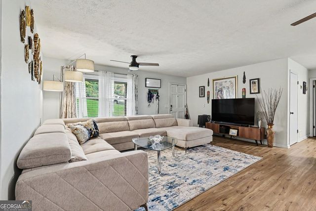 4405 Hide A Way Drive, Austell, GA 30106
