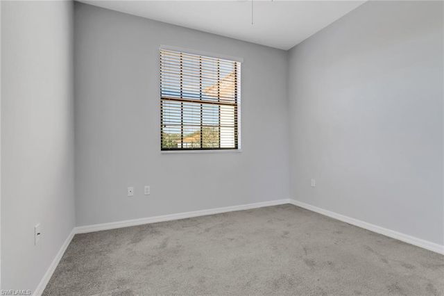 15243 Summit Place CIR 247, Naples, FL 34119