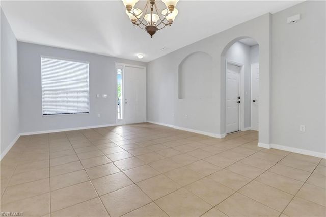 15243 Summit Place CIR 247, Naples, FL 34119