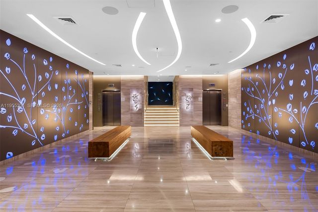 701 N Fort Lauderdale Beach Blvd 114, Fort Lauderdale, FL 33304