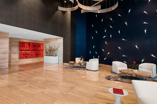 701 N Fort Lauderdale Beach Blvd 114, Fort Lauderdale, FL 33304