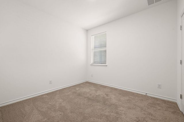 129 Adeline RD, Hutto, TX 78634