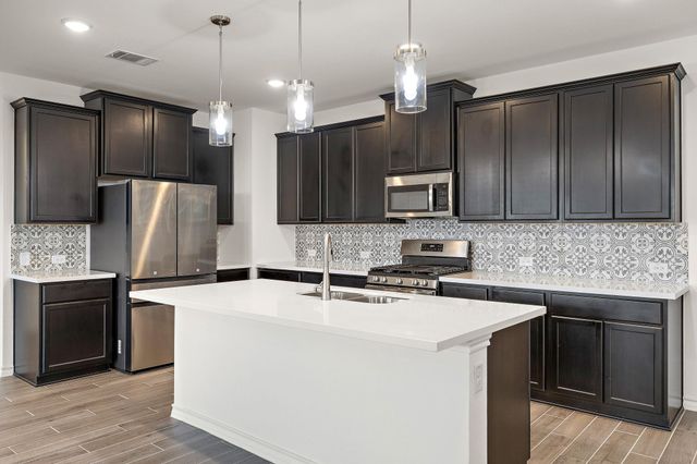 129 Adeline RD, Hutto, TX 78634