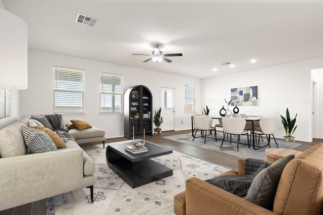 129 Adeline RD, Hutto, TX 78634