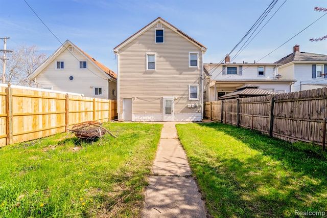 39 W Westfield Street, Ecorse, MI 48229