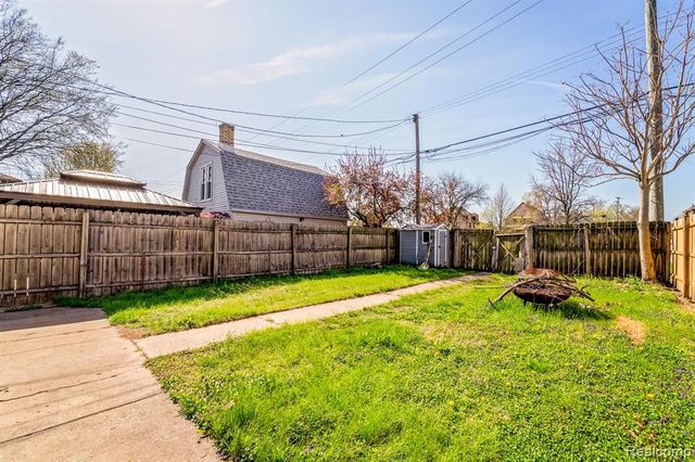 39 W Westfield Street, Ecorse, MI 48229