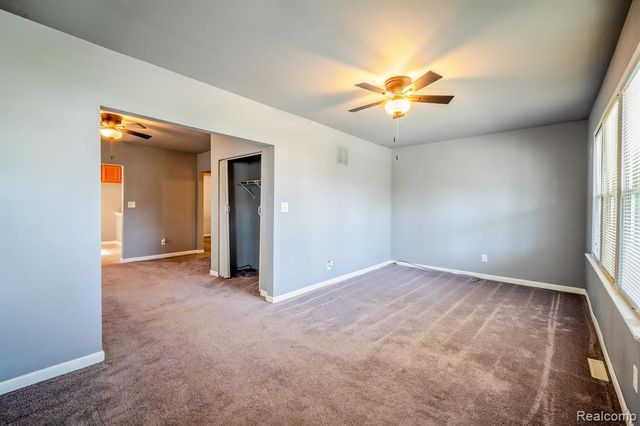 39 W Westfield Street, Ecorse, MI 48229