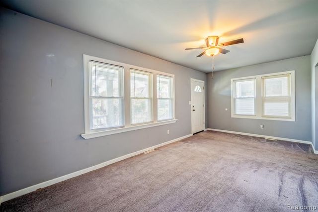 39 W Westfield Street, Ecorse, MI 48229