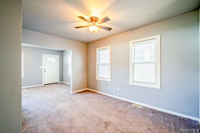 39 W Westfield Street, Ecorse, MI 48229