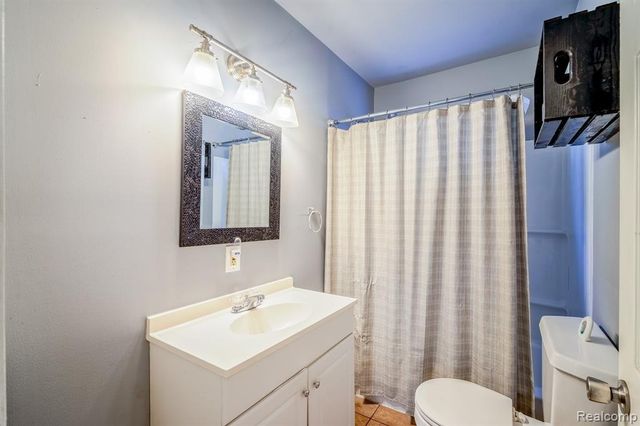 39 W Westfield Street, Ecorse, MI 48229