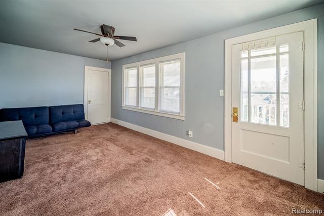 39 W Westfield Street, Ecorse, MI 48229