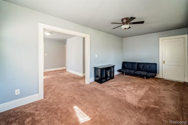 39 W Westfield Street, Ecorse, MI 48229