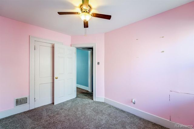 39 W Westfield Street, Ecorse, MI 48229