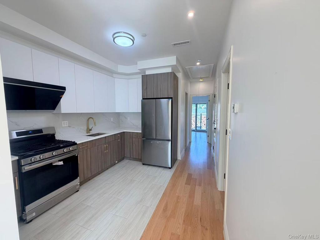 71-39 166th Street, Fresh Meadows, NY 11365 — photo 4
