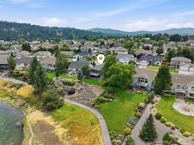 859 S Shelley Lake Ln, Spokane Valley, WA 99037