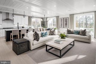 41541 DOGWOOD PARK PARKSIDE VILLAGE CIR, Aldie, VA 20105