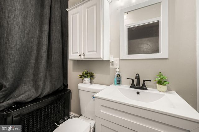 722 CHRISTIAN ST, Philadelphia, PA 19147