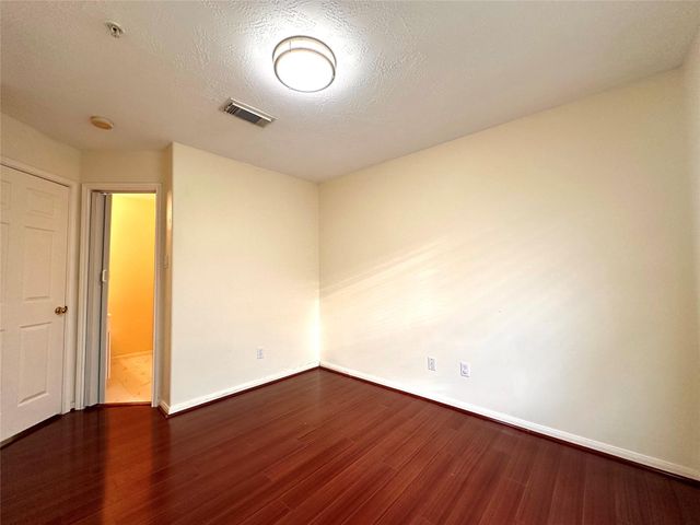 2710 Grants Lake Boulevard L7, Sugar Land, TX 77479
