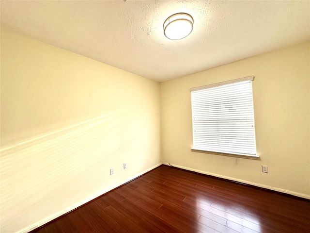 2710 Grants Lake Boulevard L7, Sugar Land, TX 77479