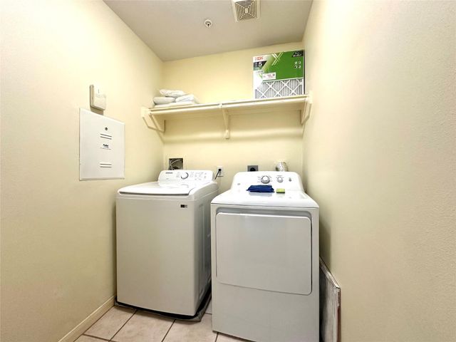 2710 Grants Lake Boulevard L7, Sugar Land, TX 77479