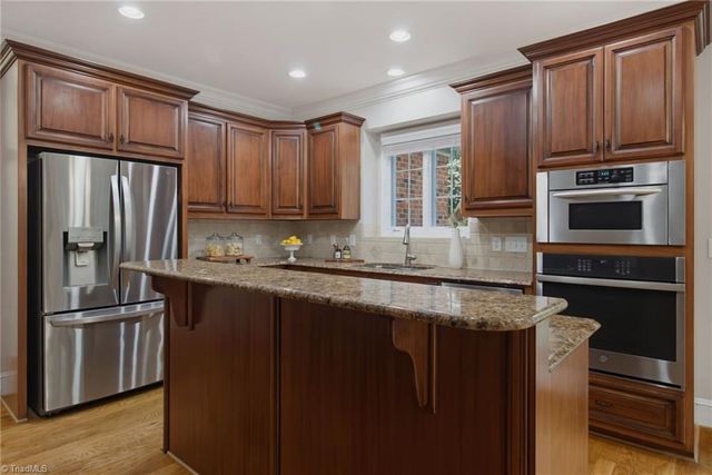 3205 Olde Sedgefield Way, Greensboro, NC 27407