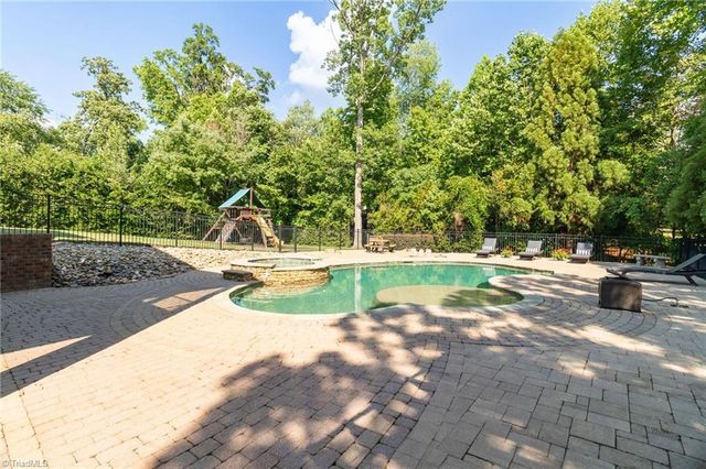 3205 Olde Sedgefield Way, Greensboro, NC 27407