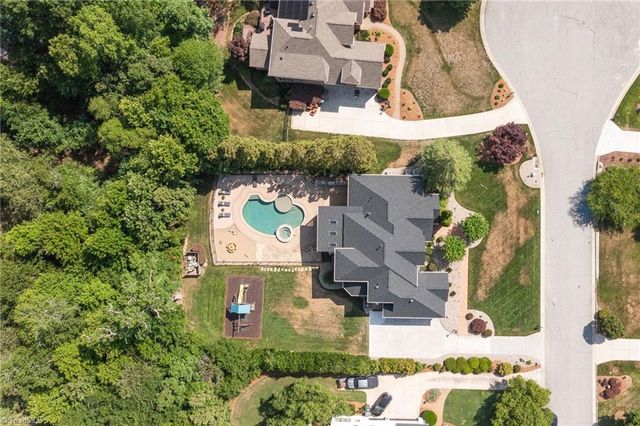 3205 Olde Sedgefield Way, Greensboro, NC 27407