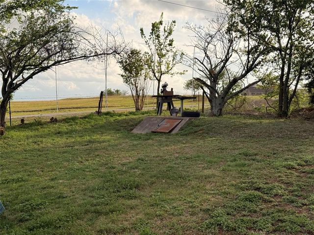 1212 County Street 2920, Tuttle, OK 73089
