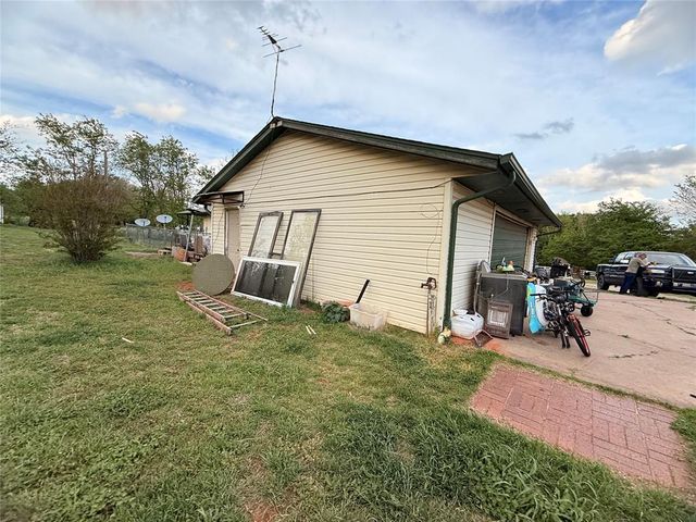 1212 County Street 2920, Tuttle, OK 73089