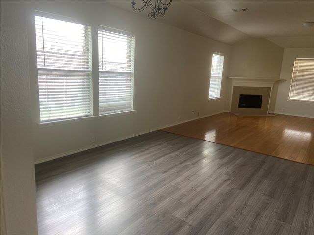 1106 Mule Deer Drive, Arlington, TX 76002