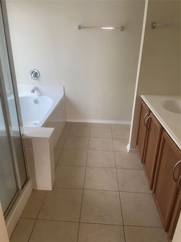 1106 Mule Deer Drive, Arlington, TX 76002