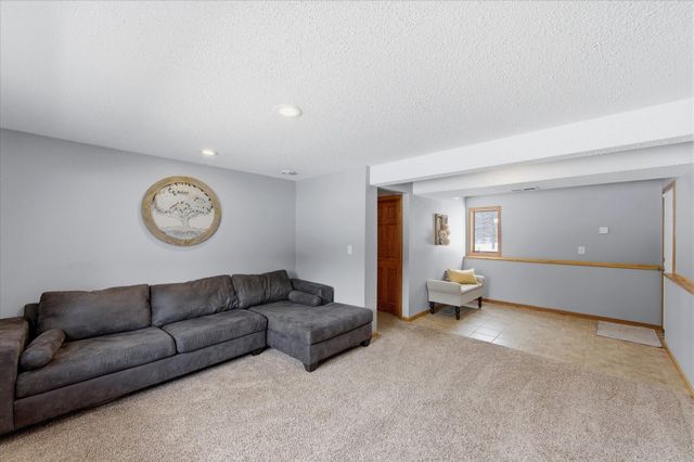 14451 Viking Avenue, Rogers, MN 55374