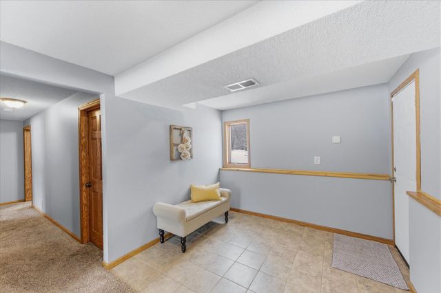 14451 Viking Avenue, Rogers, MN 55374