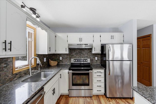 14451 Viking Avenue, Rogers, MN 55374