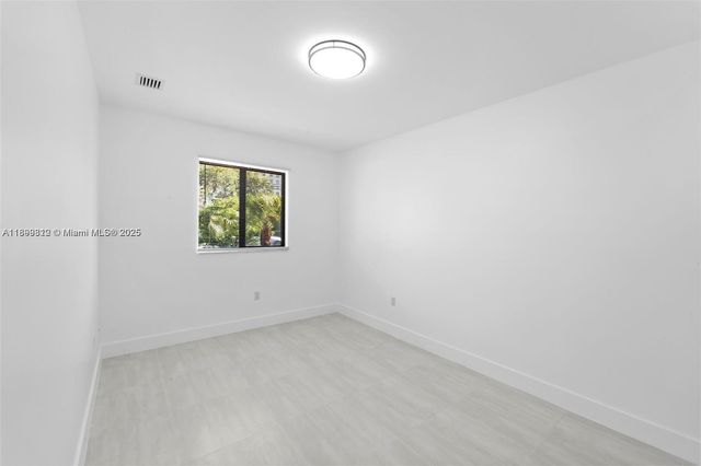 3710 NW 13th Pl 1, Miami, FL 33142