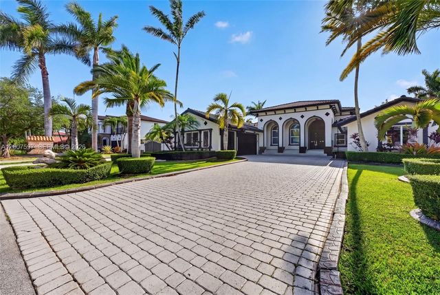 19533 SW 130th Ave, Miami, FL 33177