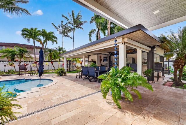 19533 SW 130th Ave, Miami, FL 33177