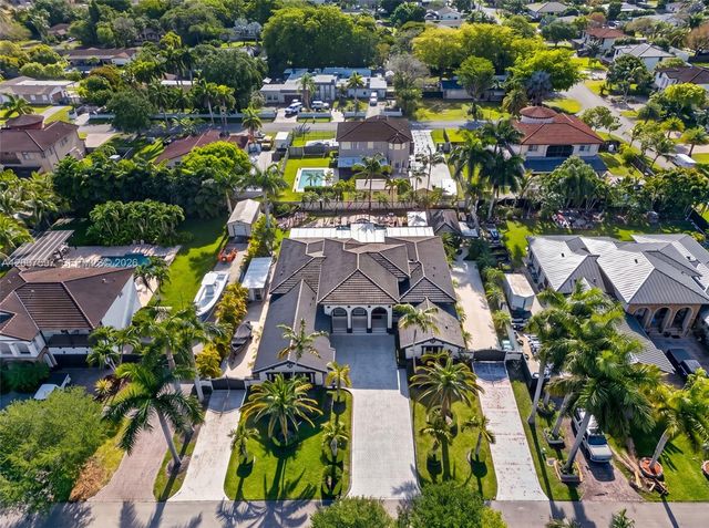 19533 SW 130th Ave, Miami, FL 33177